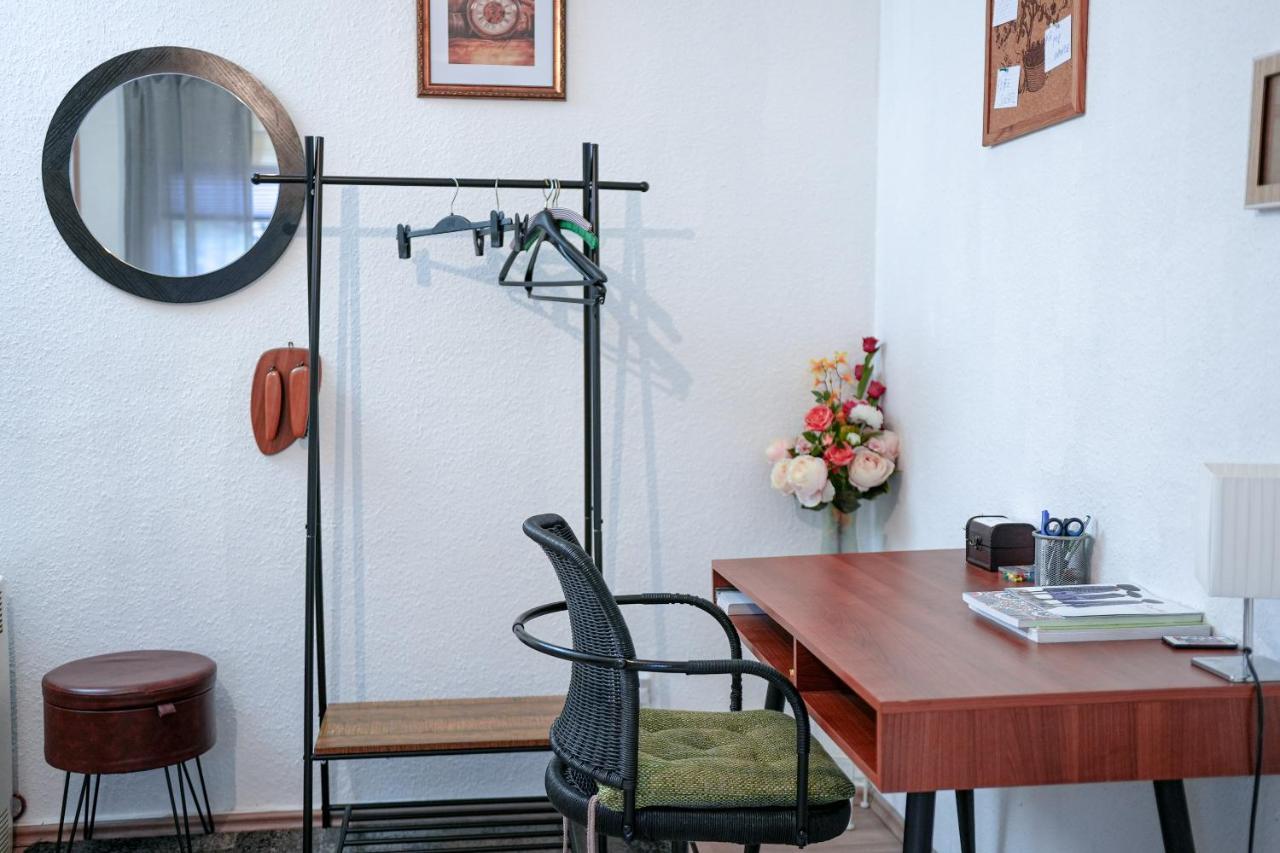 Privatzimmer In Apartment-Gastgeber: Ist Nelson 글라트베크 외부 사진